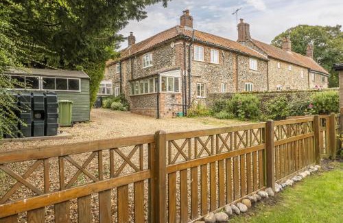 Hempstead House | 4 Church Cottages by Big Skies Cottages
