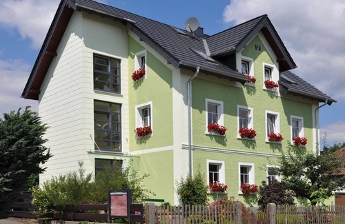 Bad Alexandersbad Apartment | 4* (DTV) Ferienwohnung in Bad Alexandersbad mit zwei Schlafzimmern