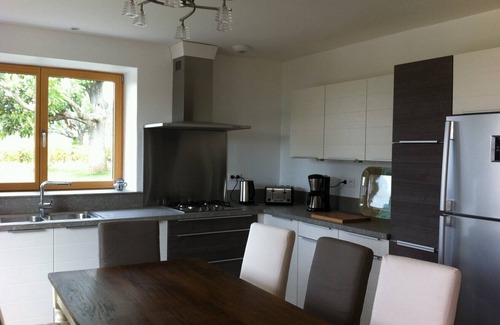 Charentay Cottage | 4 “épis” charming gîte with pool in the Beaujolais – pets are allowed