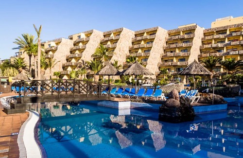 Tarajalillo Apartment | 4★ Family Apartment with Terrace and 2 Bathrooms – Bahía Feliz