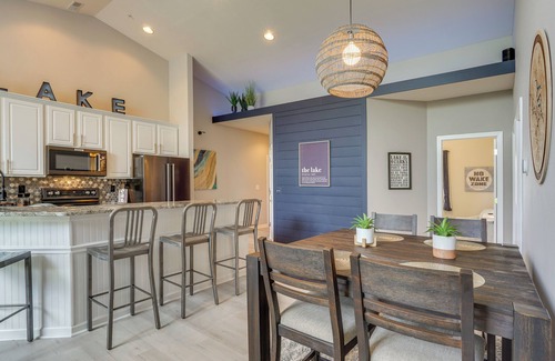 Camdenton Condo | 4 Mi to Dtwn: Gem w/Lake Access in Camdenton