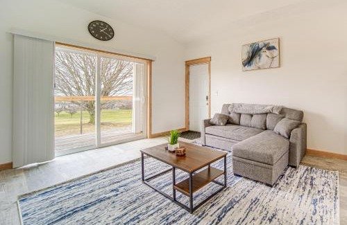 Erie Apartment | 4 Mi to Lake Erie Condo with Golf Course Views!