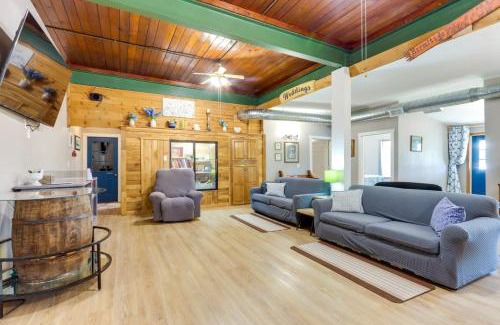 Hermitage House | 4 Mi to Pomme De Terre Lake Large Home with Patio!