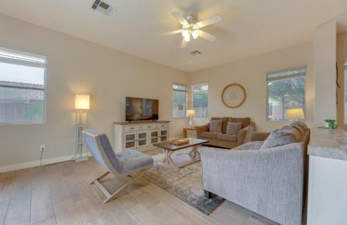 Arizona Skyline Community House | 4 Mi to Riparian Preserve Mesa Abode with Hot Tub