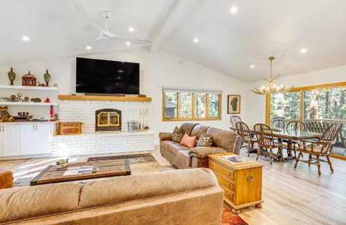 Tahoe Village House | 4 Mi to Slopes Family-Friendly Stateline Home!