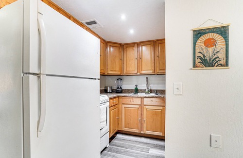 Sun City West Condo | 4 Mi to Surprise Stadium: Condo w/Pool!