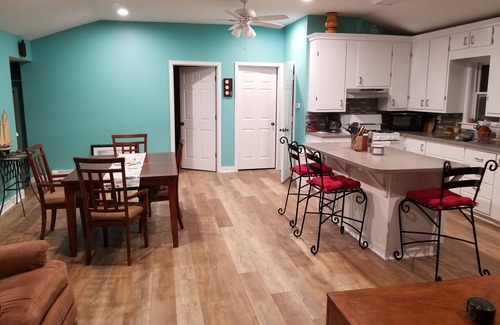 Alto Cottage | 4 Season newly remodeled all sport lake cottage w/nearby golfing & snowmobiling