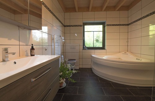 Oberneisen Apartment | 4 Sterne - Ferienwohnung "rabenlay"