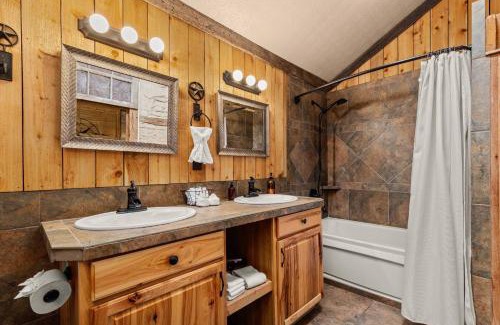 New Braunfels House | #4 The Judge's Chamber at Garrison in Gruene