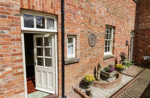 Shipston on Stour Apartment | 4 The Old Council House