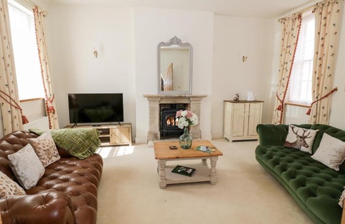 Shipston on Stour Apartment | 4 The Old Council House