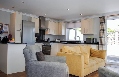 Hope-Cove Cottage | 4 WEST PARK MEWS, pet friendly, country holiday cottage in Hope Cove