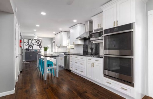 Canyon Lake Villa | 4000+ sf 5/5.5 Villa - 11 beds - POOL, HOT TUB, SPA, FIRE PIT- Huge GAME ROOM!