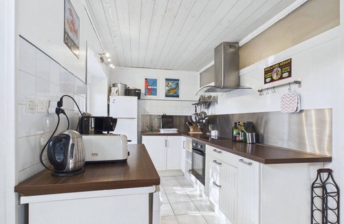 Plouguerneau Ski Chalet | 400m from the beach, charming house for 7