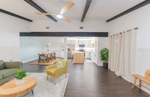 Wilbur-By-The-Sea House | 4015 S. Peninsula - Daytona Beach Oceanfront Vacations, Inc