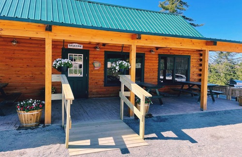 Columbia Falls Cabin | #41 - Flagpole View Cabins - King Cabin