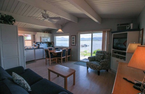 Central Okanagan Apartment | 414 - Luxurious Home with Scenic Views