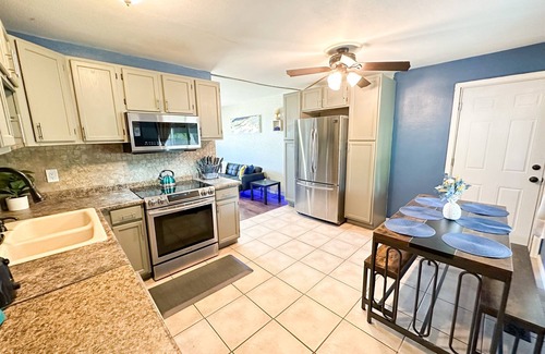 Pueblo House | 420Friendly HotTub Arcade Home