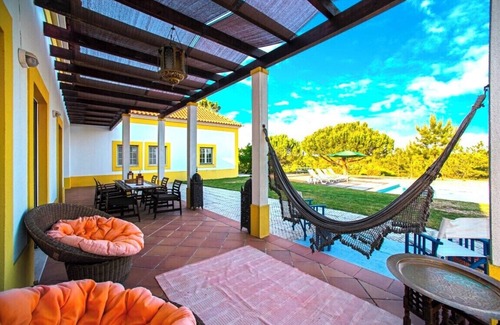 Santa Maria do Castelo House | 43- Lake House