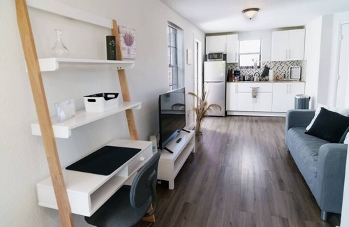 East Little Havana Apartment | 435 NW #2 · Modern Apartment near Brickell 2Br #2