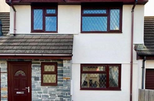 Treator House | 44 Raleigh Close@Padstow