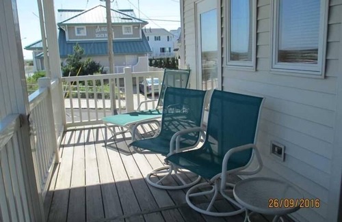 Sea Isle City Condo | 4400 Beach, Unit:105