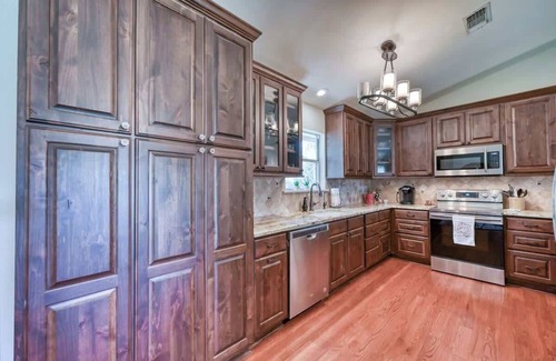 Blanco House | 45-ac Estate-Private Blanco River Access-Fire Pit!