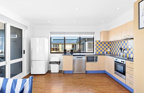 Kianga House | 45 Hillside Cres Beach House