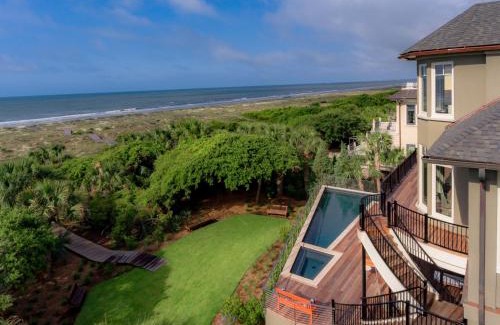 Vanderhorst Plantation House | 46 Surfsong Road by Akers Ellis Rentals