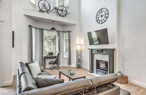 Central West End Apartment | 4632 First Floor Hidden Gem
