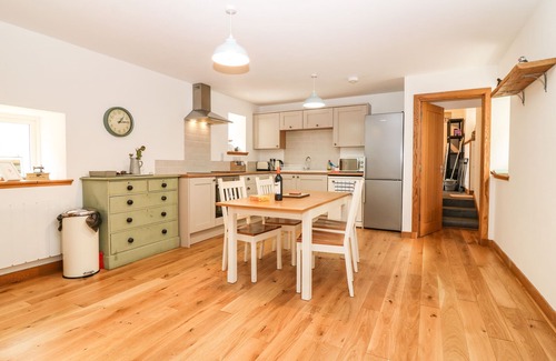 Banff Cottage | 49 CROVIE VILLAGE, character holiday cottage in Crovie