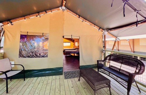 Fentress Cabin | #49 Son's River Ranch Safari Cabin