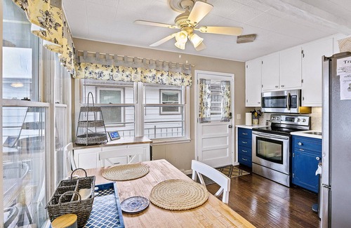 Roach House | 4Bdrm-RENTAL BOAT-Private Dock-Near The Cave & Cap't Rons-INSANE VIEW!