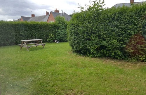 Newcastle-upon-Tyne House | 4Bed House+Free Parking+WIFI+Near Freeman Hospital+Jesmond Dene