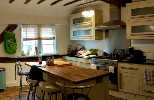Leominster House | 4bedhouse/leominster/hiking/castles/sleeps7/wifi