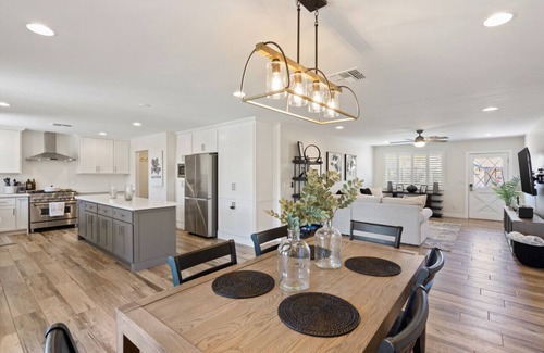 Scottsdale Highlands Estates House | 4BR + Casita w/Pool + Outdoor Big Screen