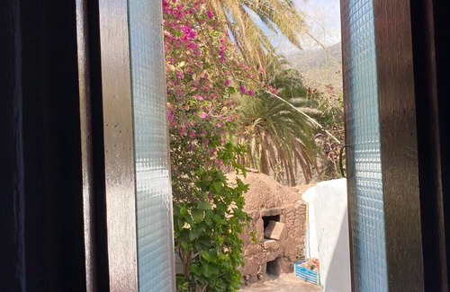 Agaete House | 4BR Heaven close to Nature and Ocean in quiet setting