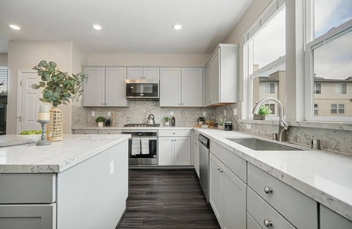 Mission - Garin House | 4BR Modern Lux House central to SF, Oakland, Silicon Valley