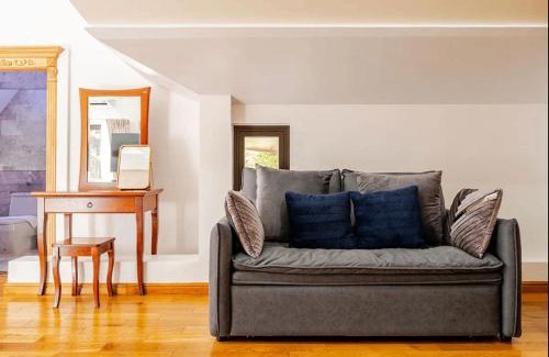 Nai Harn Villa | 4BR Pool Villa Nai Harn