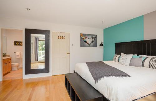 Blueberry Hill House | 4BR Townhome with Garage & Mountain Views by Harmony Whistler