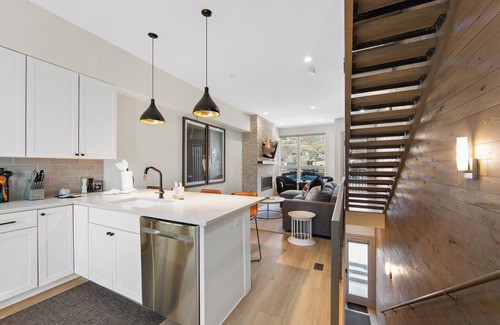 Silverthorne Villa | 4th Street Crossing #320d By Summit County Mountain Retreats