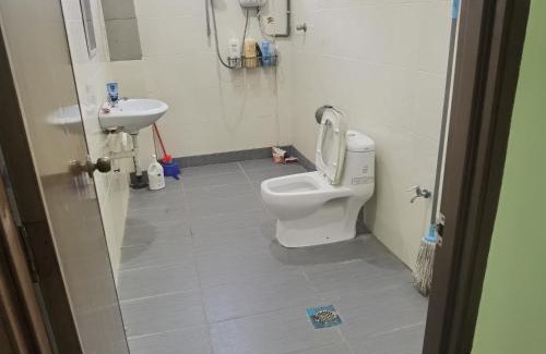 Kuala Lumpur House | 5号房有厕所厨房冰箱洗衣机