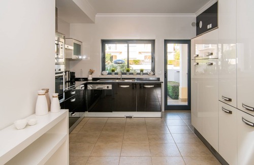 Porto de Mos Apartment | 5* APARTMENT WITH AMAZING SEA VIEWS