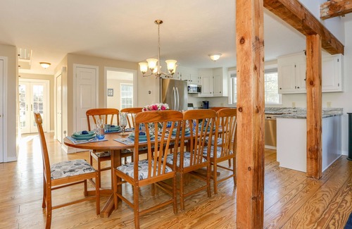 East Orleans House | 5 Bdrms - 5 Mins to Nauset, Hear the Atlantic from the Screened-in Farmers Porch