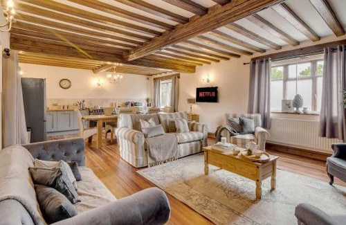 Eastgate House | 5-Bed Farmhouse near North Norfolk Coast