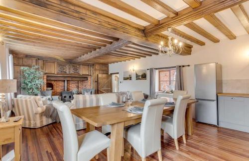 Eastgate House | 5-Bed Farmhouse near North Norfolk Coast