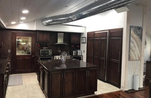 Gravois Mills House | 5 Bedroom 3.5 Bath Family Lakefront Rental - Quiet Cove! 48MM Boat ramp on site!