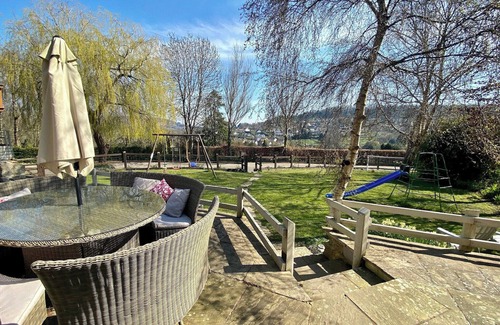Lyme Regis Cottage | 5 bedroom accommodation in Uplyme, near Lyme Regis