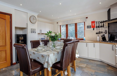 Fearnan Cottage | 5 bedroom accommodation in Fearnan, near Aberfeldy
