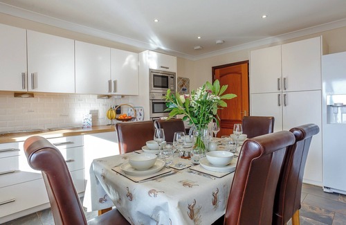 Fearnan Cottage | 5 bedroom accommodation in Fearnan, near Aberfeldy